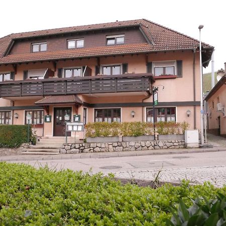 ホテル Gasthaus Engel Bühlertal エクステリア 写真