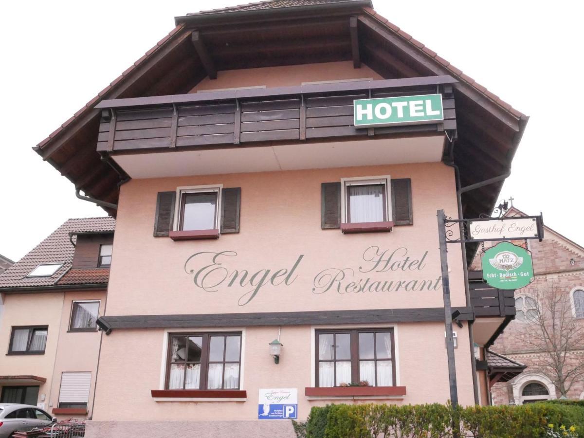 ホテル Gasthaus Engel Bühlertal エクステリア 写真